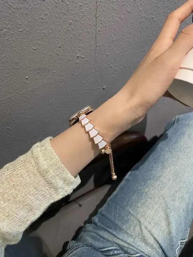 b4dc48-1 بند اپل واچ Luxury Pearl Chain (کدw5068) - تصویر 1