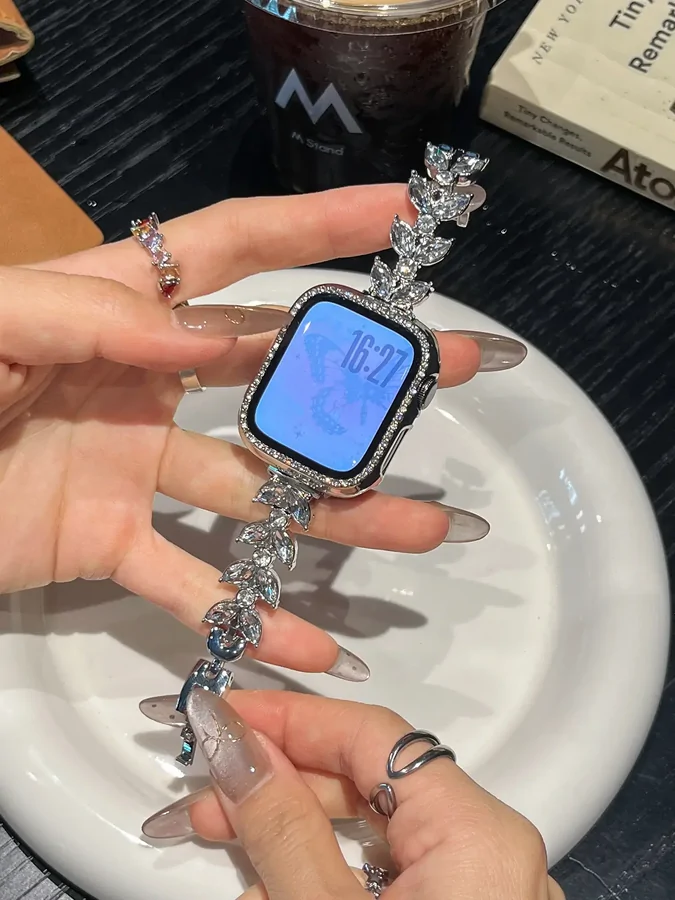 ef7e0a-1 بند اپل واچ Diamond leaf bracelet با گارد نگینی (کدw5072) - تصویر 1
